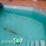 Reforma de piscinas de obra de gresite antes en Navas del Rey